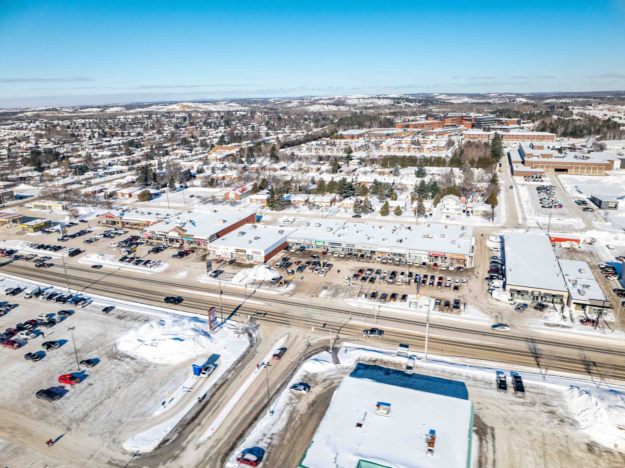 1534-1542 Lasalle Blvd, Greater Sudbury, ON for lease Primary Photo- Image 1 of 11