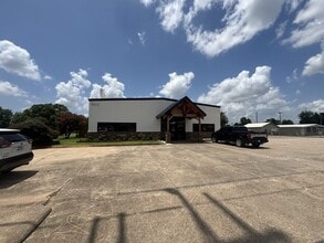 5516 S 28th St, Fort Smith, AR à louer Photo intérieure- Image 2 de 15