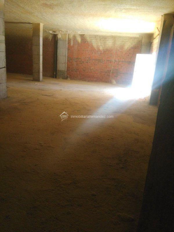 Retail in Cáceres for sale Building Photo- Image 1 of 3