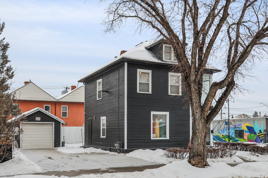 620 Marsh Rd NE, Calgary, AB à louer - Photo du bâtiment - Image 3 de 37