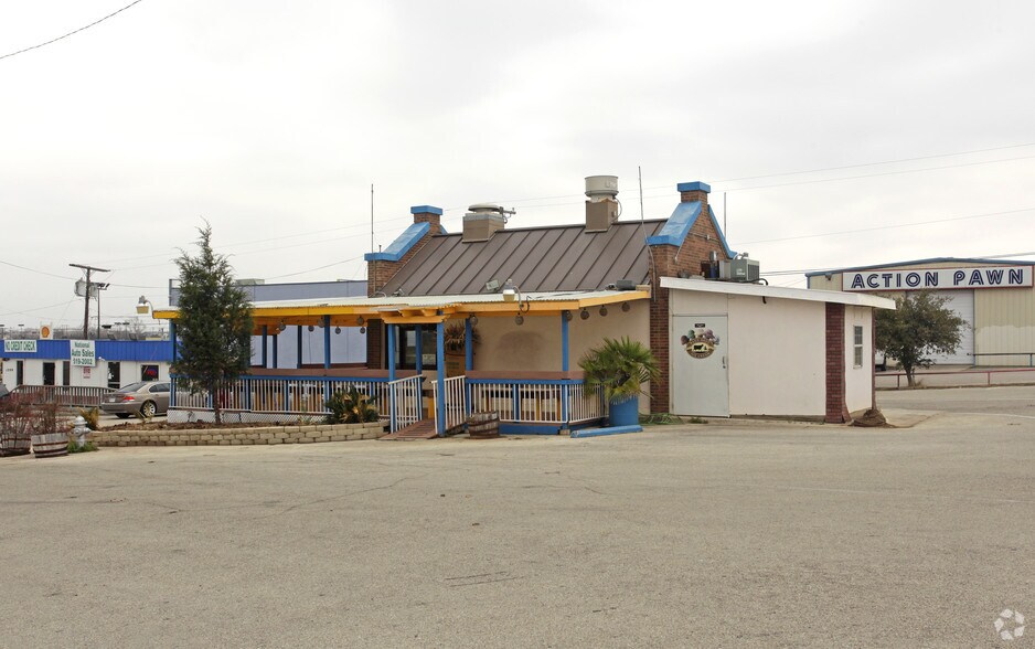 1200 W Central Texas Expy, Killeen, TX à louer - Photo du bâtiment - Image 2 de 4