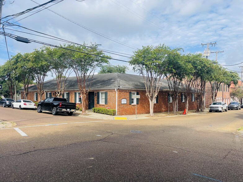 202 S Wall St, Natchez, MS for sale - Primary Photo - Image 1 of 9