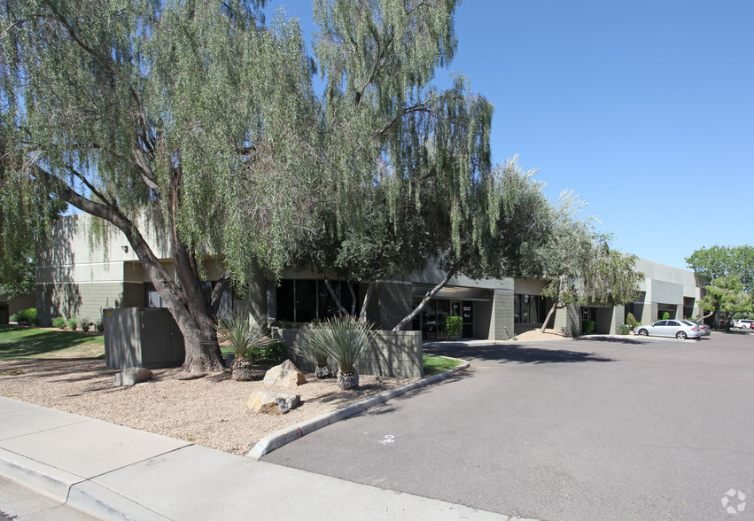 2001-2015 W Rose Garden Ln, Phoenix, AZ à vendre - Photo principale - Image 1 de 1