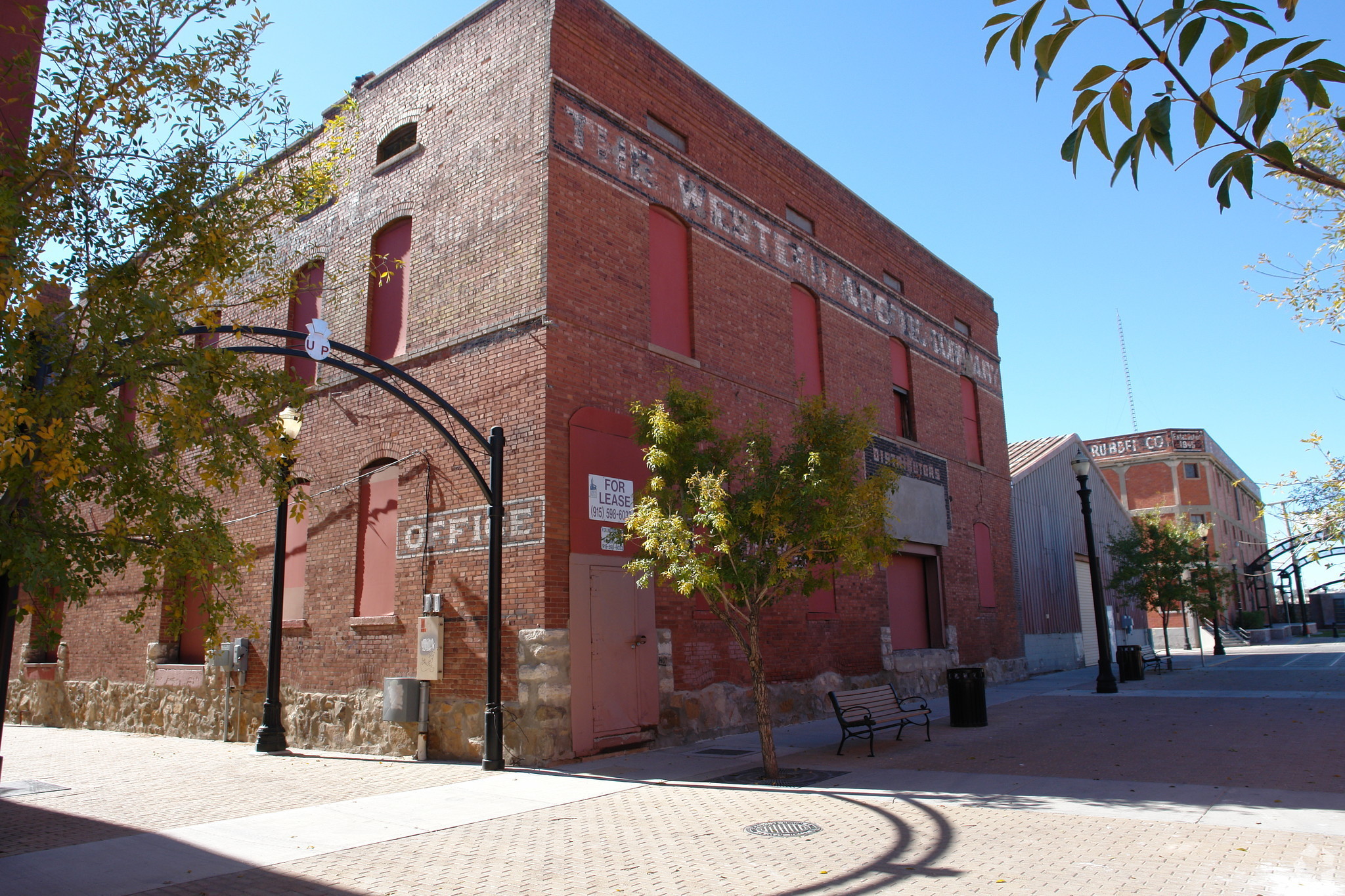 510 Western St, El Paso, TX à vendre Photo du bâtiment- Image 1 de 1