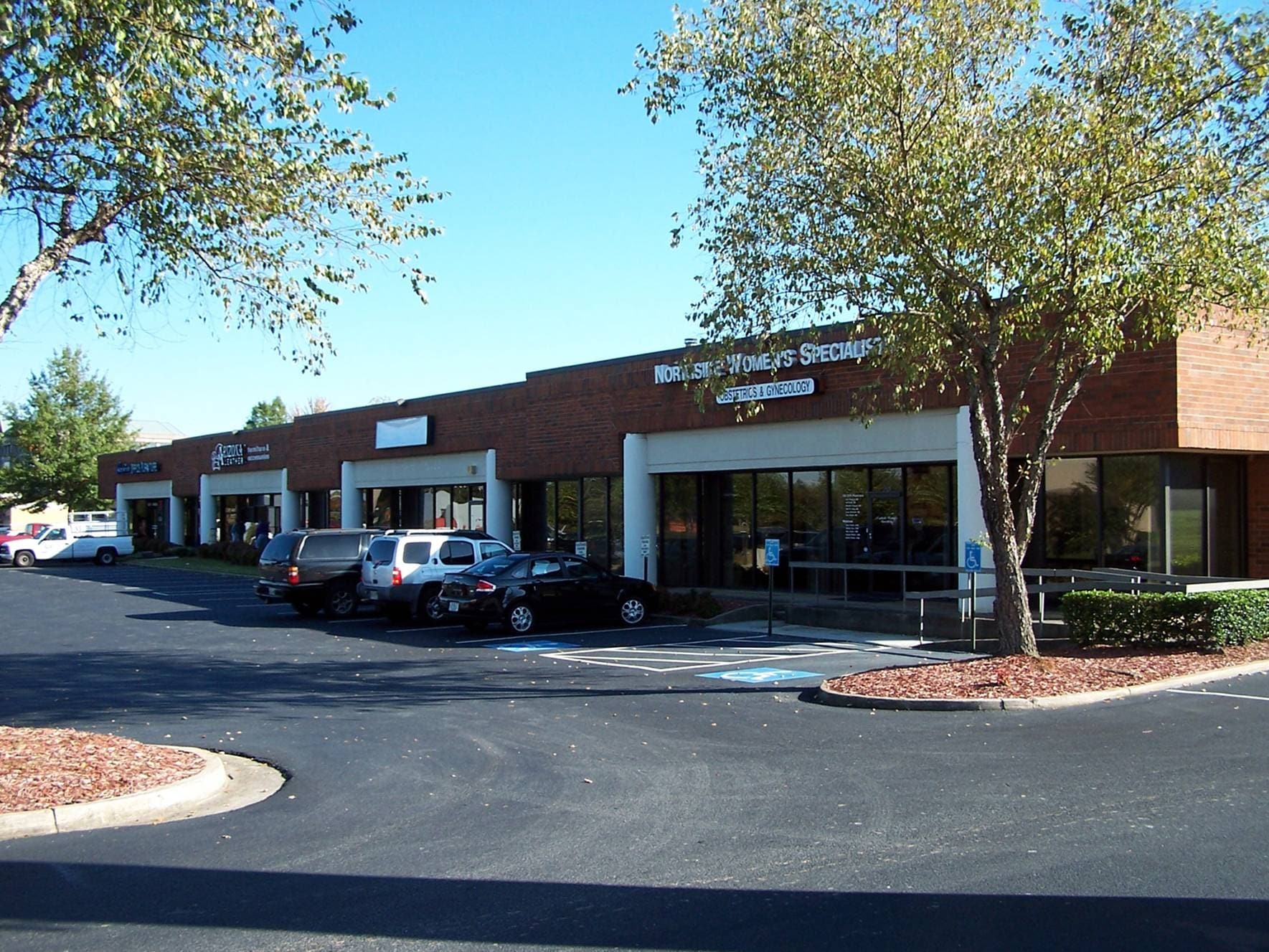 1015-1025 Mansell Rd, Roswell, GA for lease Primary Photo- Image 1 of 9