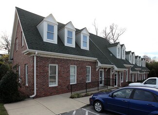 Plus de détails pour 130 Salem Towne Ct, Apex, NC - Bureau à vendre