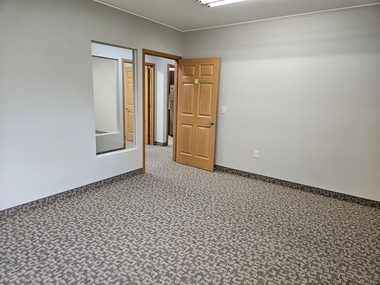 4725 Excelsior Blvd, Saint Louis Park, MN à louer - Photo intérieure - Image 3 de 9