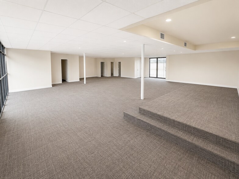 2150 NW 21st St, Miami, FL à louer - Photo du bâtiment - Image 1 de 19