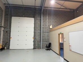 Newton Hl, Ollerton for lease Interior Photo- Image 2 of 5