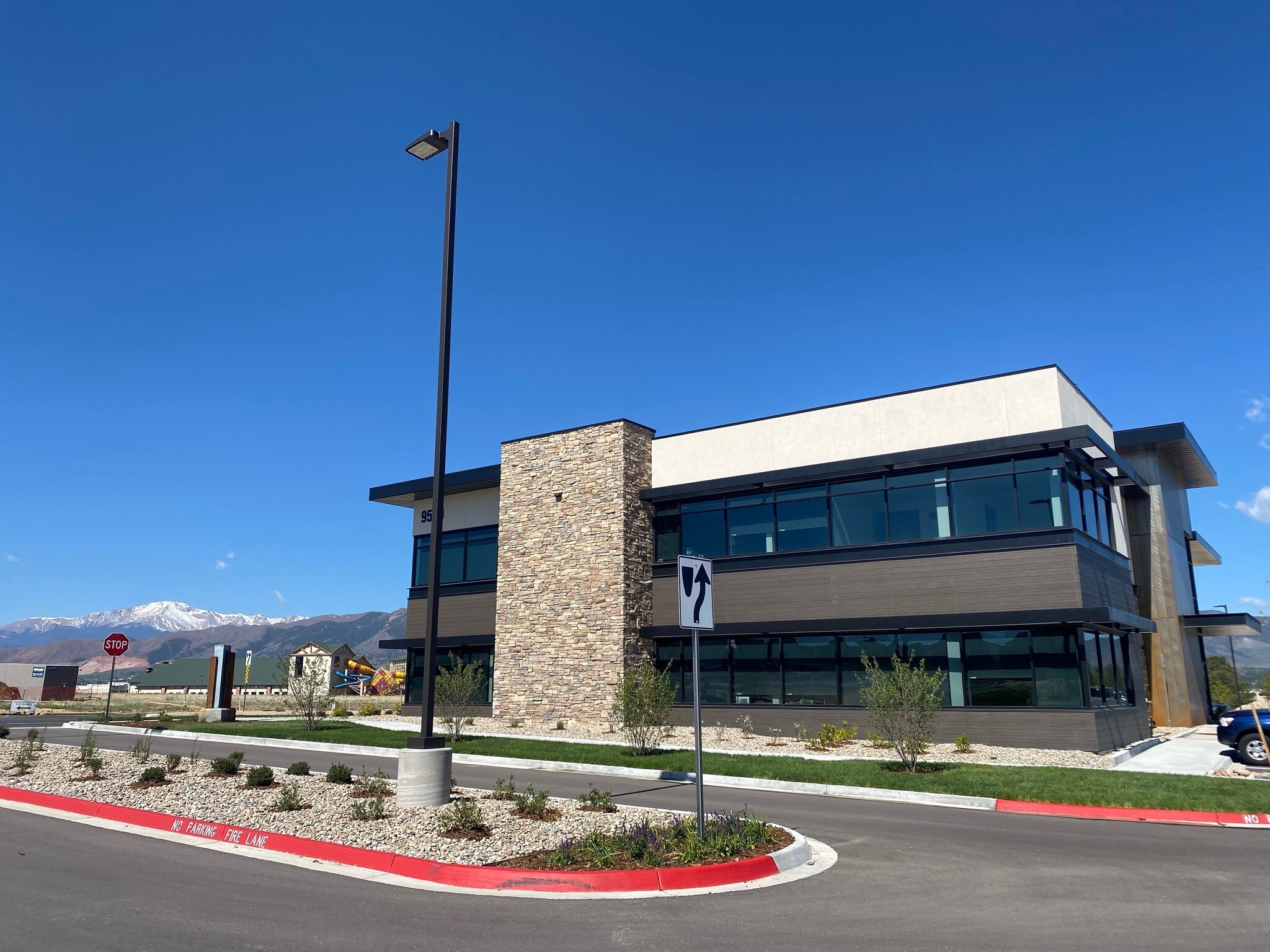 9524-9540 Federal Dr, Colorado Springs, CO for lease Building Photo- Image 1 of 2