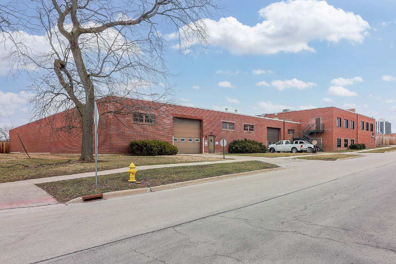 929 Childs St, Wheaton, IL for lease Primary Photo- Image 1 of 6