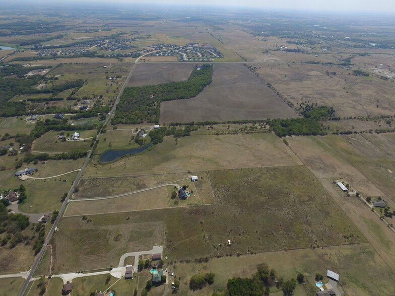 Bledsoe Road, Gunter, TX à vendre - Photo du bâtiment - Image 2 de 3