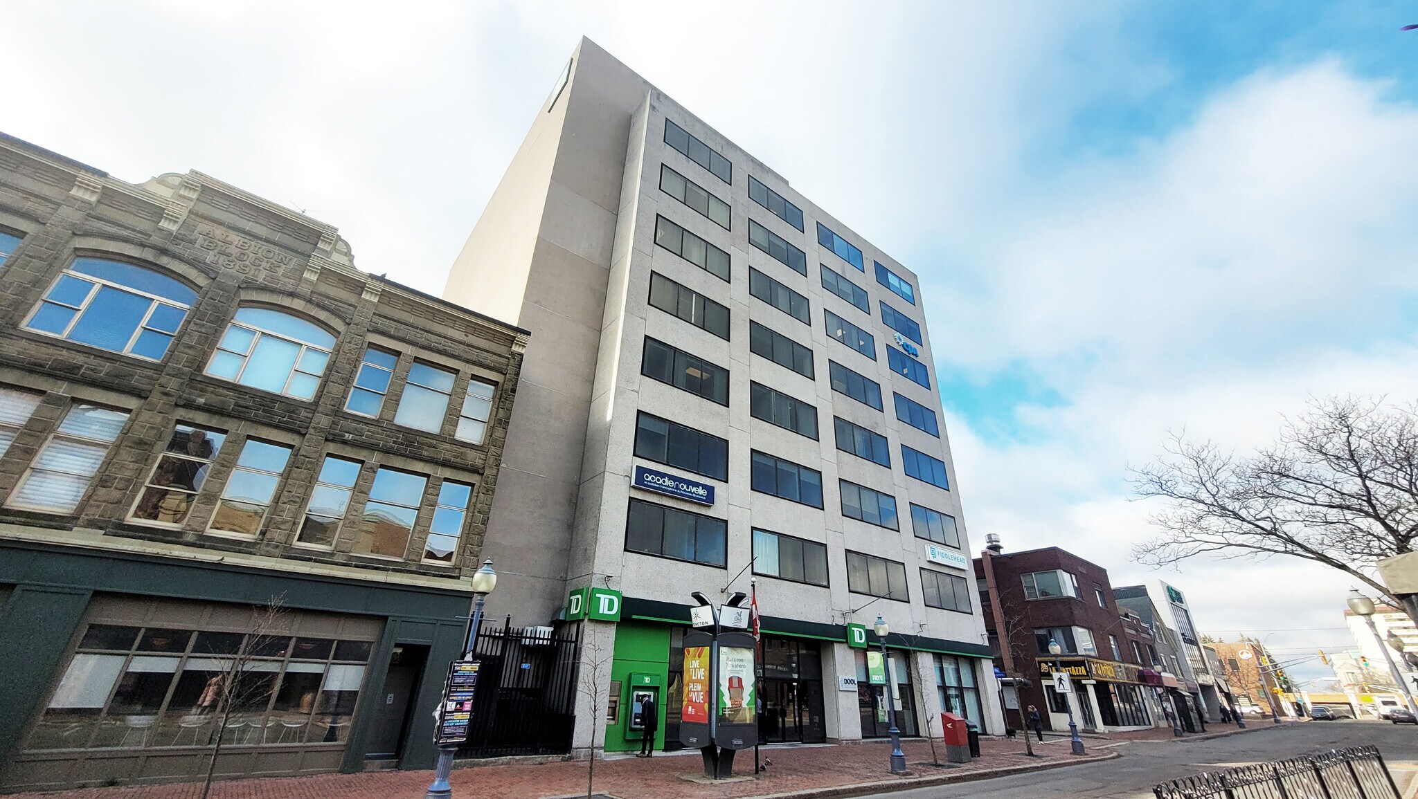 860 Main St, Moncton, NB à louer Photo du bâtiment- Image 1 de 9
