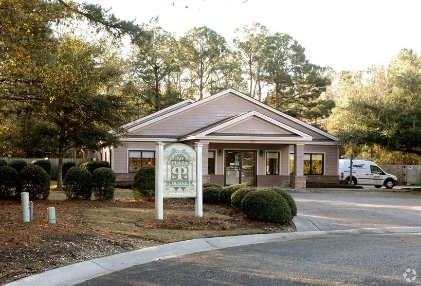 367 Wando Place Dr, Mount Pleasant, SC for lease - Primary Photo - Image 1 of 7