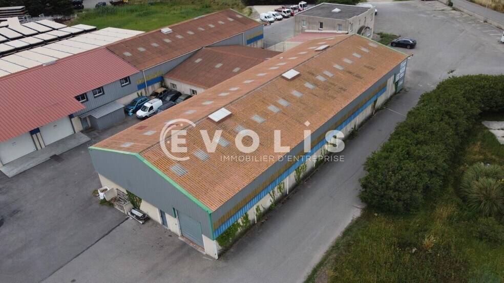 Flex dans Graveson à louer - Photo du bâtiment - Image 2 de 5