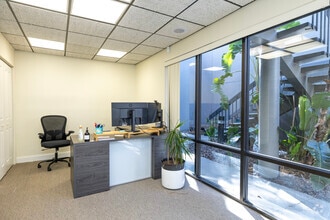 1207 N Himes Ave, Tampa, FL à louer Photo intérieure- Image 2 de 11