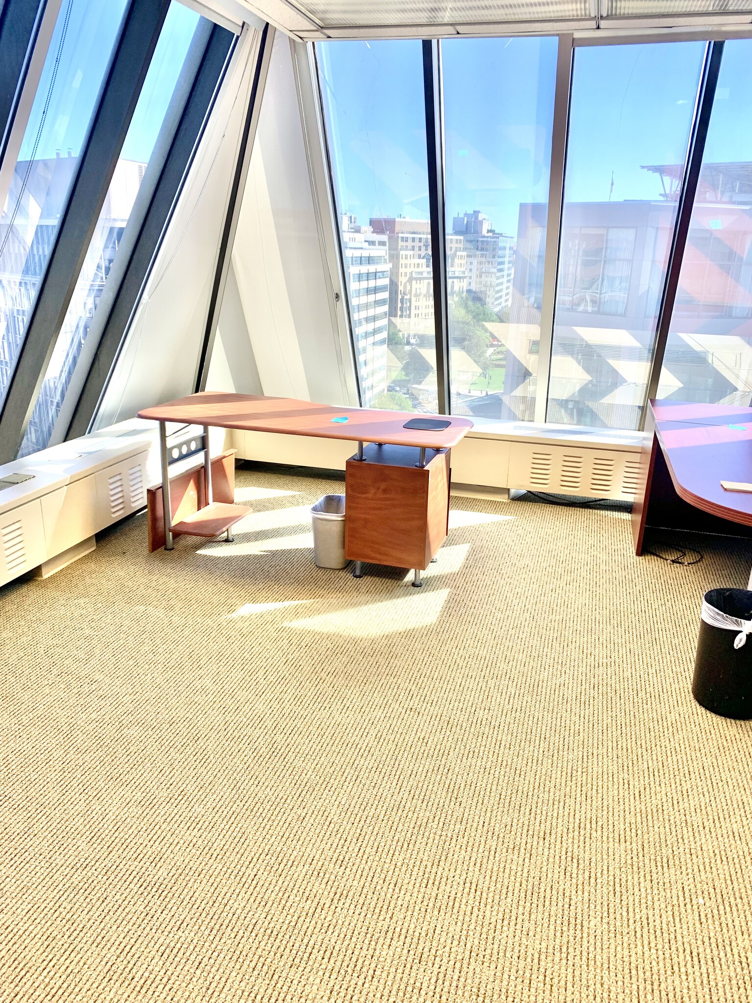 1100 Connecticut Ave NW, Washington, DC for lease Interior Photo- Image 1 of 8