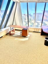 1100 Connecticut Ave NW, Washington, DC for lease Interior Photo- Image 1 of 8