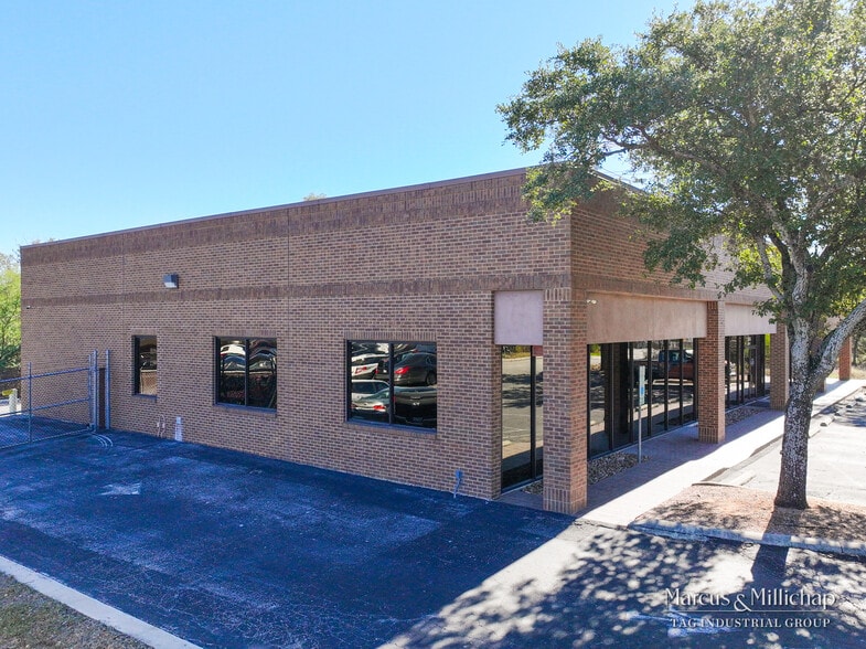 10906 Laureate Dr, San Antonio, TX à vendre - Photo du bâtiment - Image 3 de 10