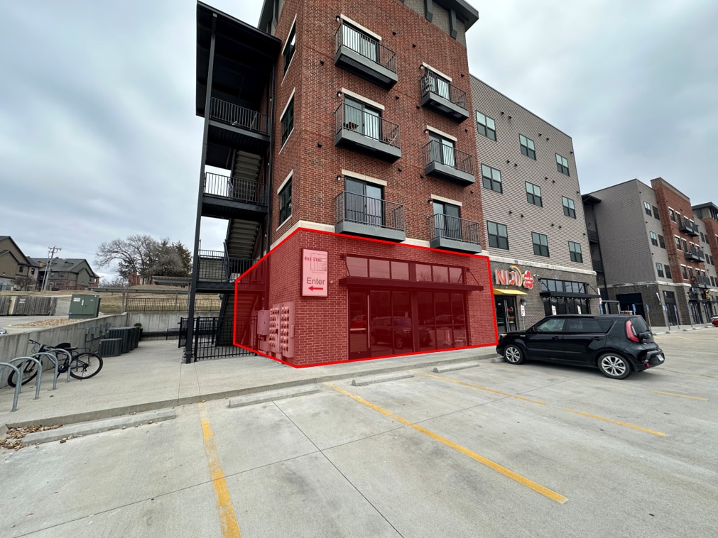 3938 S Lone Pine Ave, Springfield, MO for lease Building Photo- Image 1 of 5