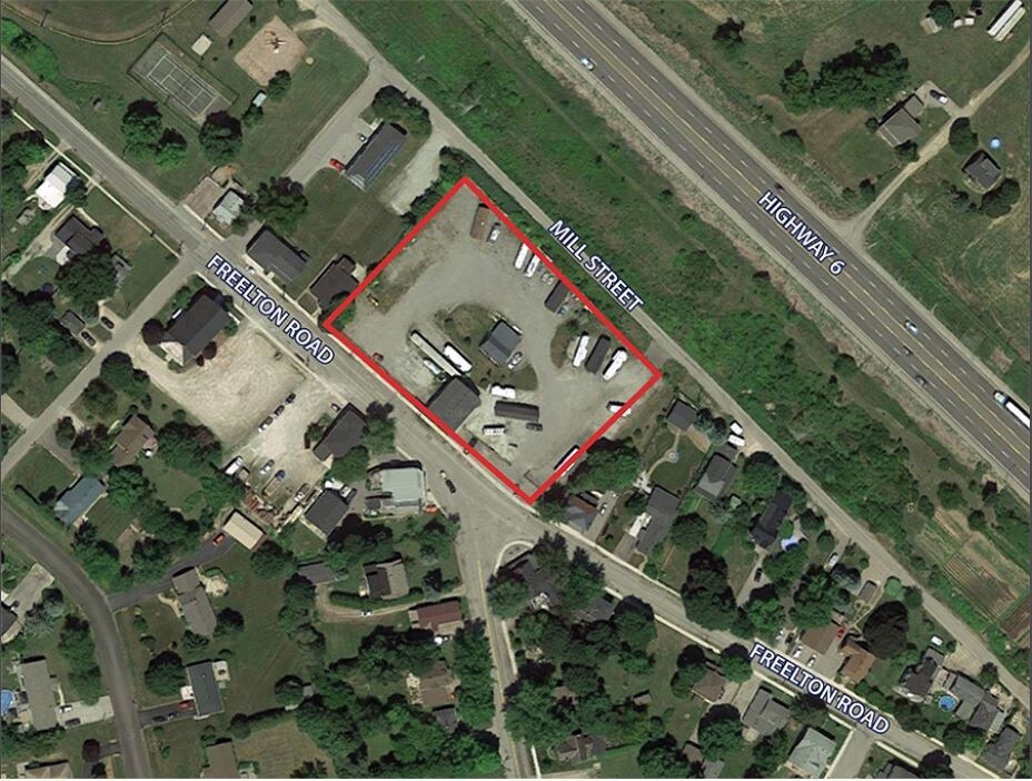 140 Freelton Rd, Hamilton, ON for sale Primary Photo- Image 1 of 1