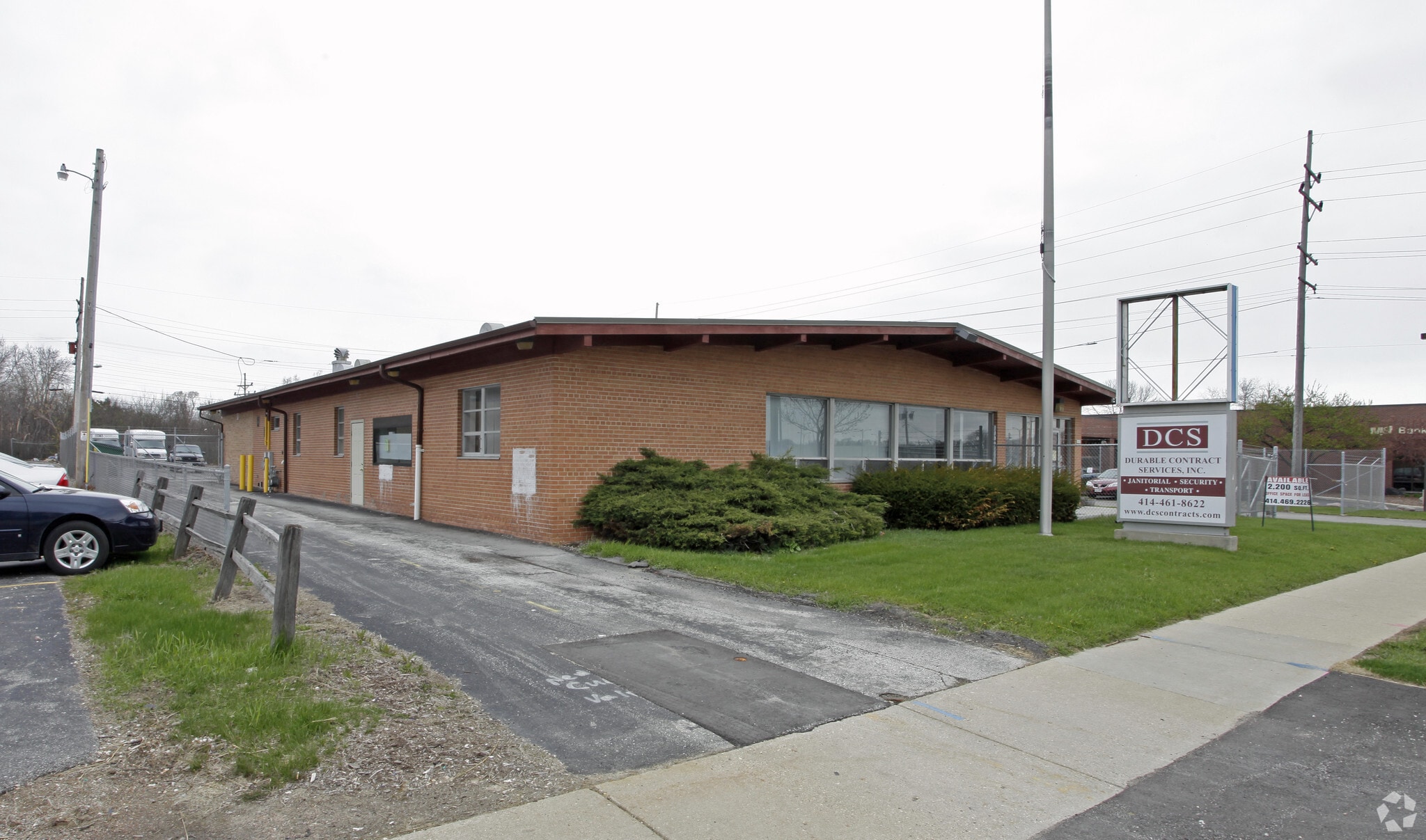 8400 W Silver Spring Dr, Milwaukee, WI for sale Building Photo- Image 1 of 4
