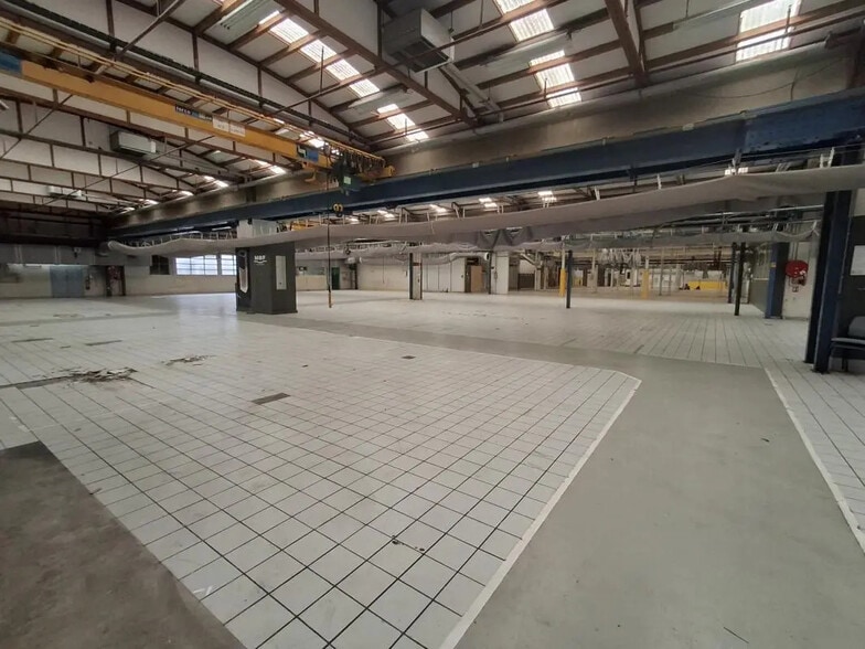 Industriel dans Oyonnax à vendre - Photo intérieure - Image 2 de 7