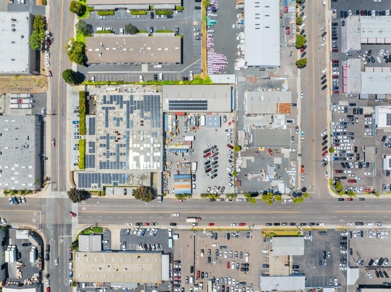 225 W 30th, National City, CA for sale - Building Photo - Image 3 of 17