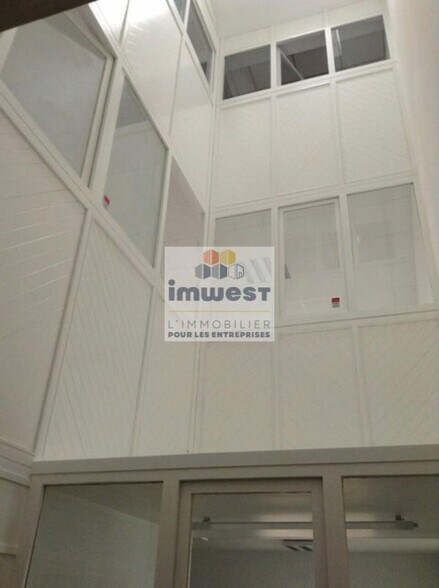 Flex in Rennes for sale - Interior Photo - Image 2 of 11