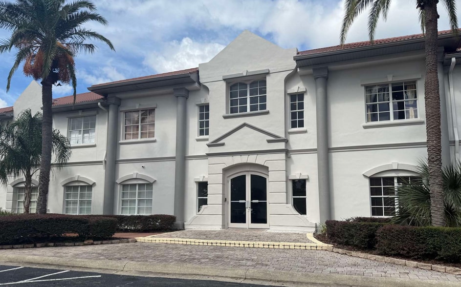 1803 Park Center Dr, Orlando, FL à louer - Photo du bâtiment - Image 1 de 7