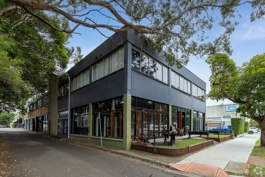 7 Orchard Rd, Brookvale for sale - Building Photo - Image 2 of 4