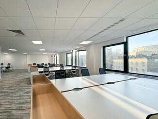 Plus de détails pour Bureau à louer