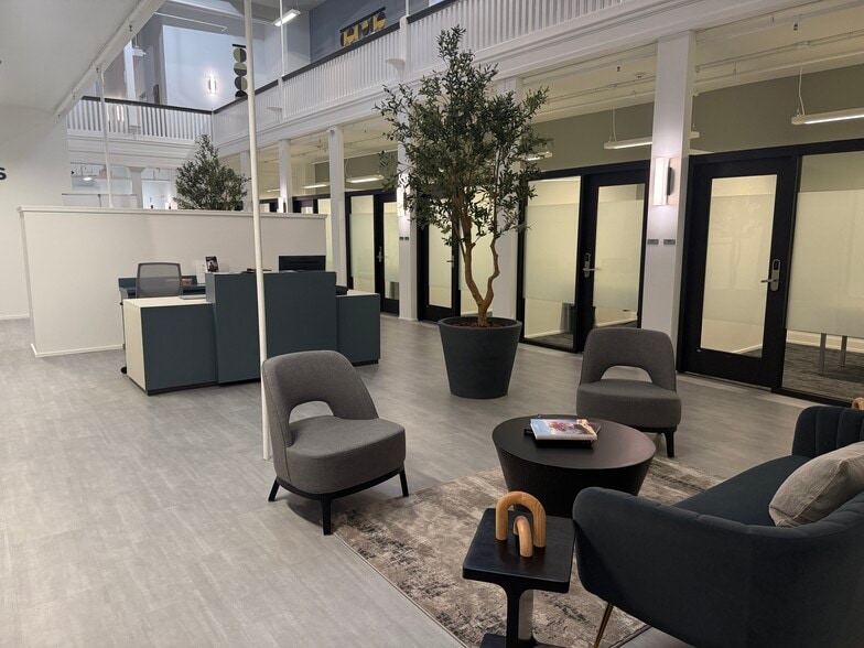 47-49 N Christian St, Lancaster, PA for lease - Lobby - Image 3 of 16