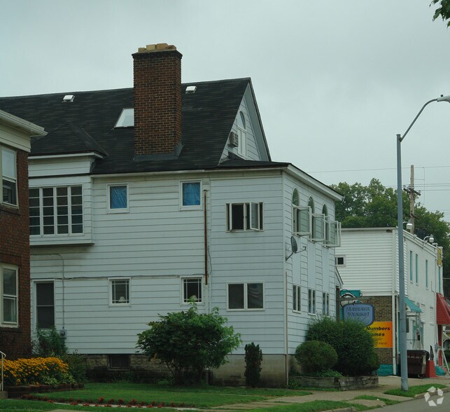 731-733 Lincoln Ave, Erie, PA à vendre - Photo du bâtiment - Image 2 de 3