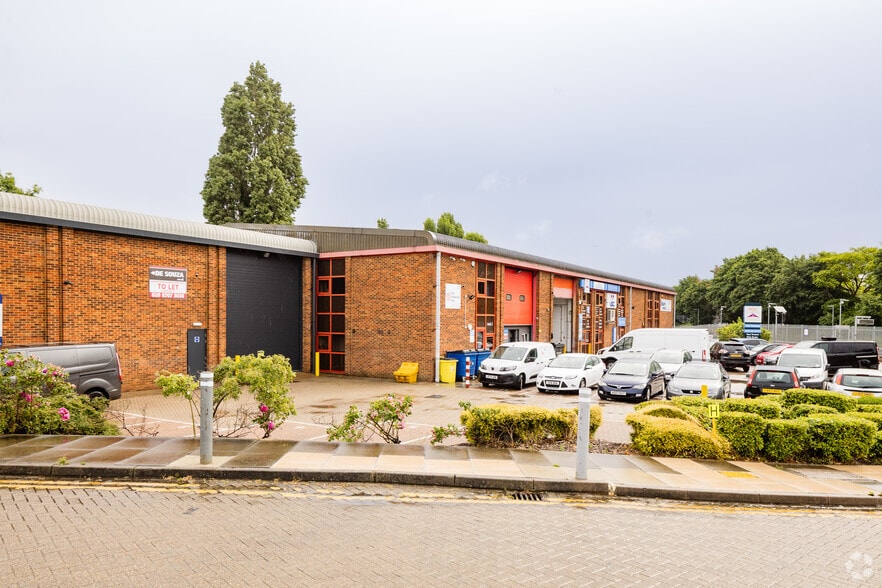 Whitton Rd, Hounslow for lease - Building Photo - Image 3 of 3