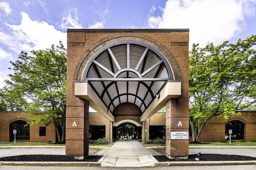 550 Orchard Park Rd, West Seneca, NY à louer - Photo du bâtiment - Image 3 de 35