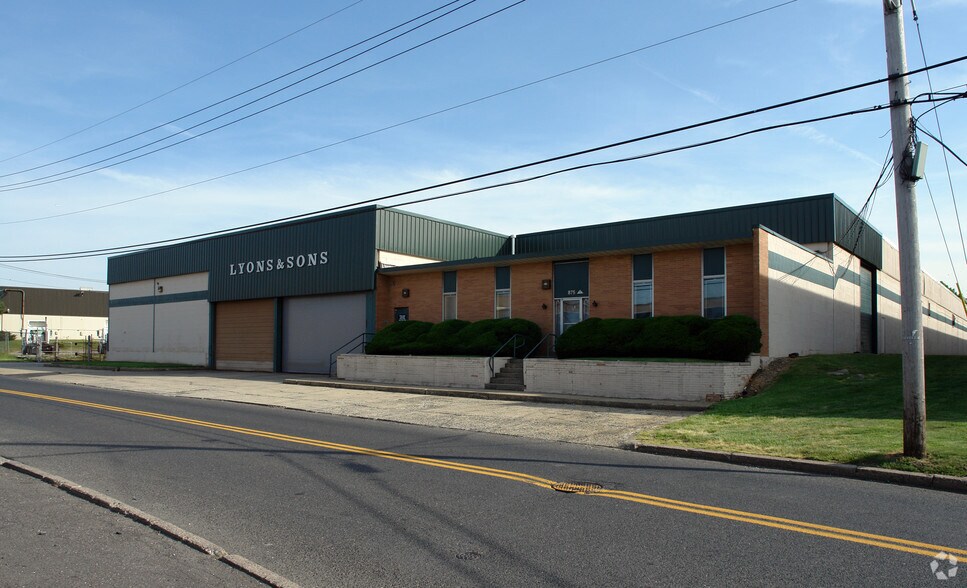 875 Sherman Ave, Pennsauken, NJ à vendre - Photo du bâtiment - Image 2 de 5