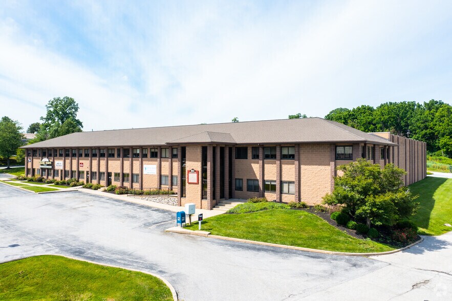 893 S Matlack St, West Chester, PA à louer - Photo du bâtiment - Image 3 de 11