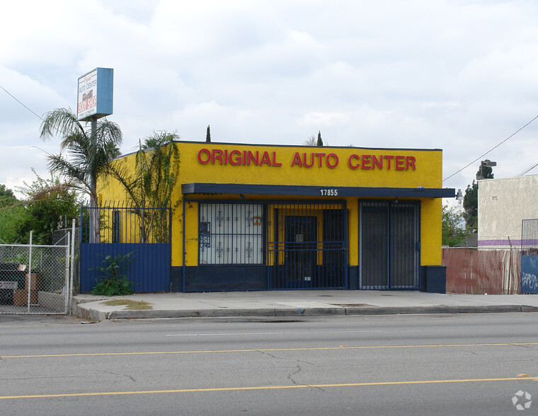 17855 Foothill Blvd, Fontana, CA à vendre - Photo du bâtiment - Image 1 de 1