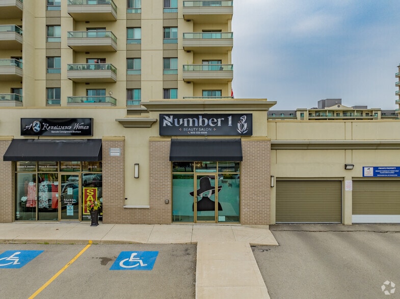100 Plains Rd W, Burlington, ON à louer - Photo du bâtiment - Image 3 de 14