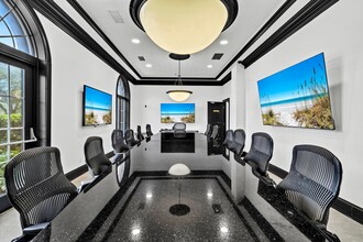 4460 Legendary Dr, Destin, FL for lease Building Photo- Image 2 of 21