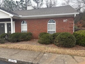 107 Colony Park Dr, Cumming, GA à louer Photo du bâtiment- Image 1 de 10
