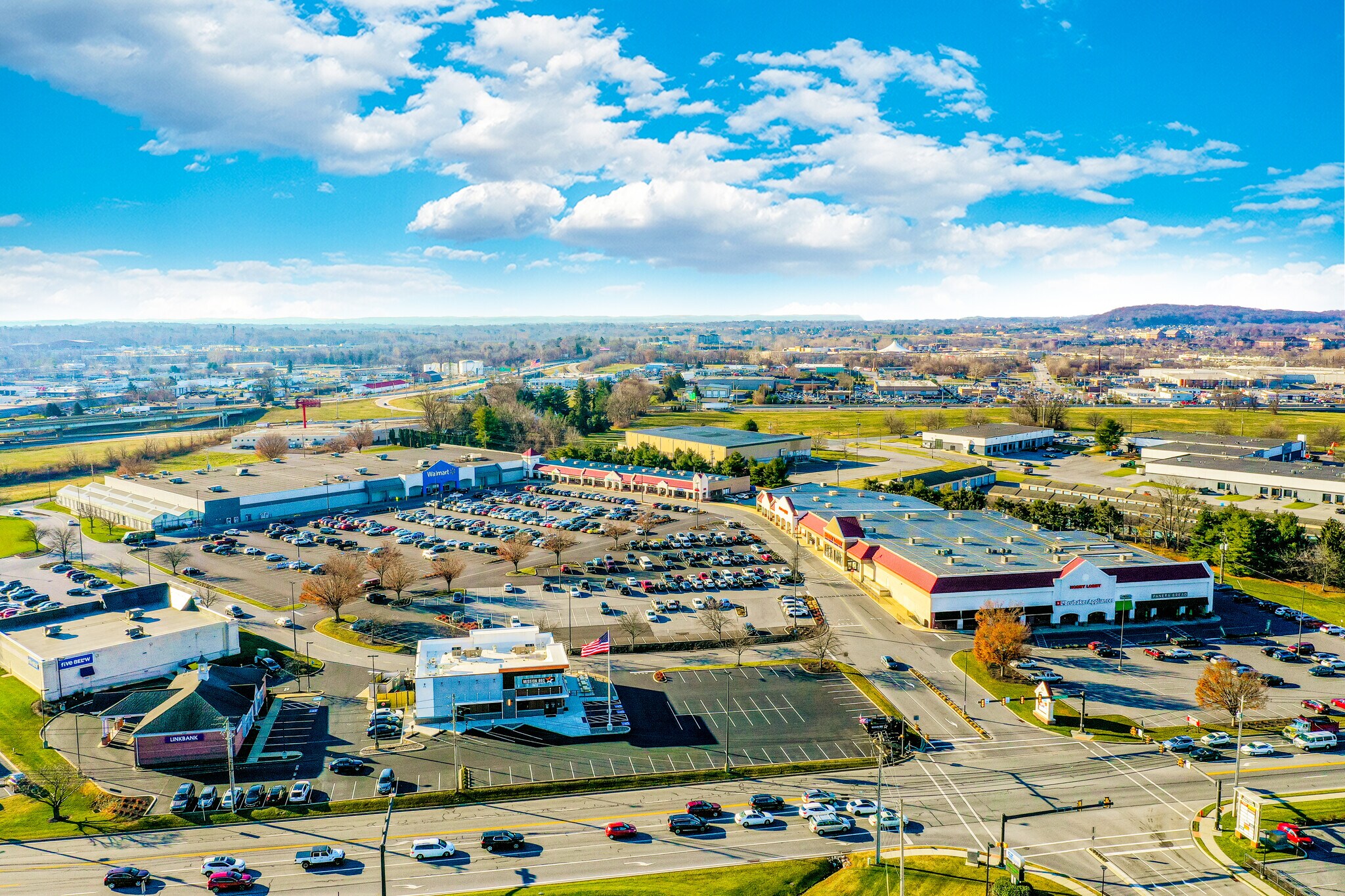 2002-2074 Fruitville Pike, Lancaster, PA for lease Primary Photo- Image 1 of 2