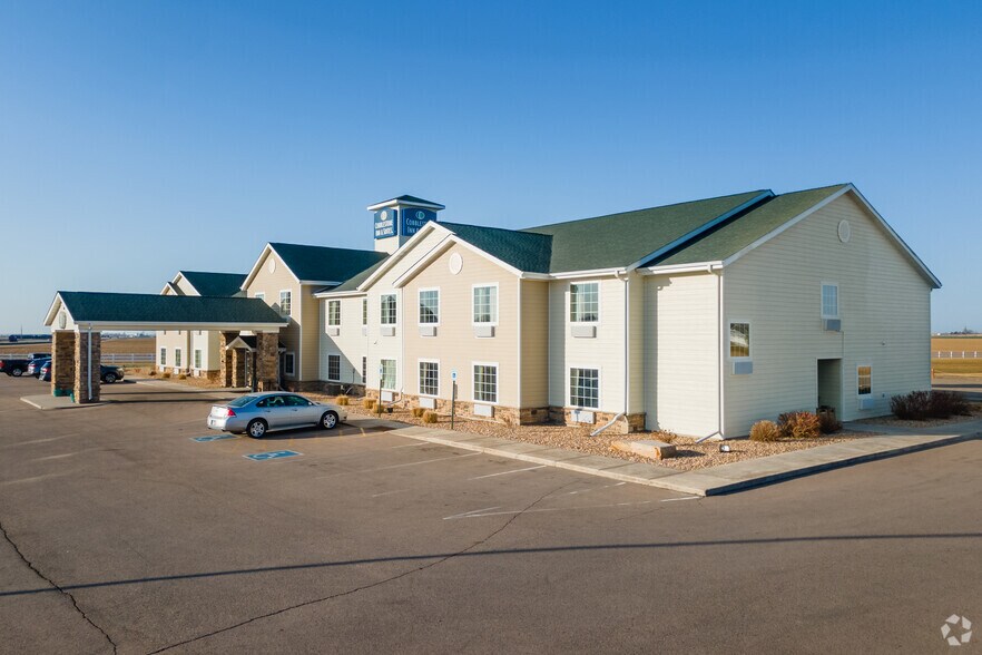 485 S Elm Rd, Eaton, CO à vendre - Photo du bâtiment - Image 2 de 12