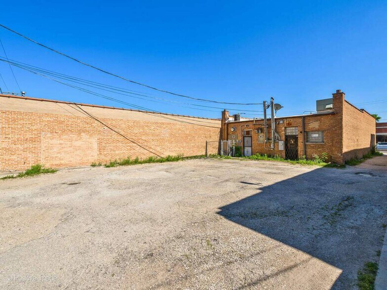 5924-5926 W Lawrence Ave, Chicago, IL à vendre - Photo du bâtiment - Image 3 de 13