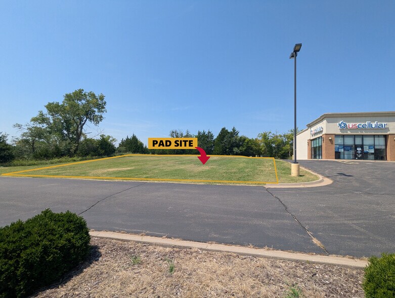 2401 Summit St, Arkansas City, KS à vendre - Photo du bâtiment - Image 2 de 3