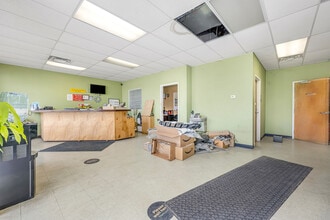 2944 Rosebud Rd, Loganville, GA for lease Interior Photo- Image 2 of 13