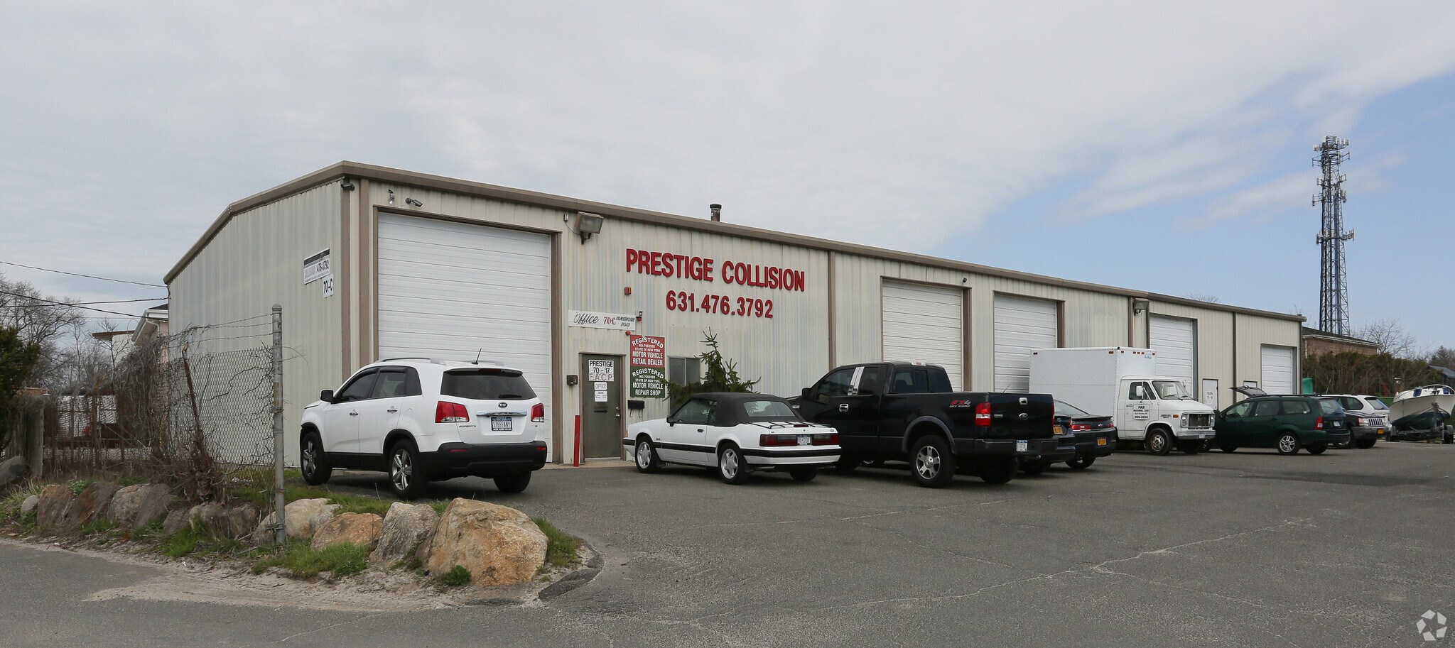 70 Comsewogue Rd, East Setauket, NY à vendre Photo principale- Image 1 de 1