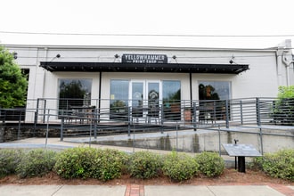 2821 2nd Ave S, Birmingham, AL à louer Photo du bâtiment- Image 1 de 4