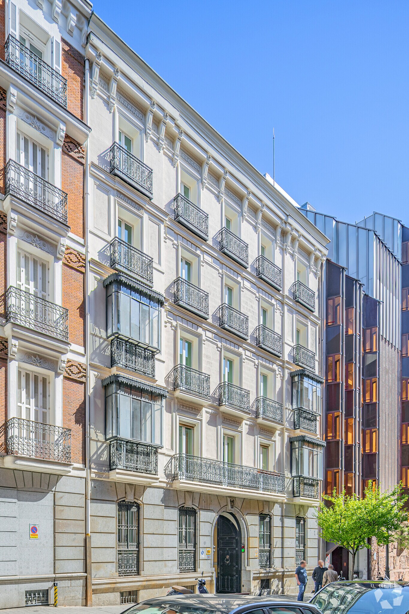 Calle de Prim, 19, Madrid, Madrid for lease Primary Photo- Image 1 of 8